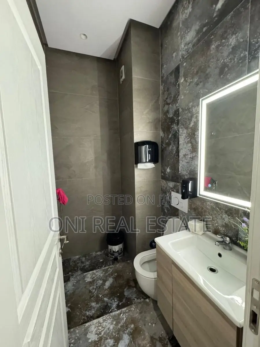 Office to rent Kavaja Str (Tirana - city)