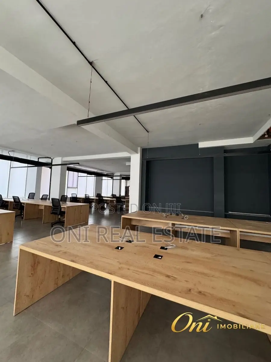Office to rent Astiri - Unaza e Re (Tirana - city)