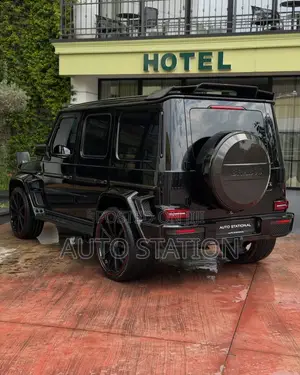 Mercedes Benz G63