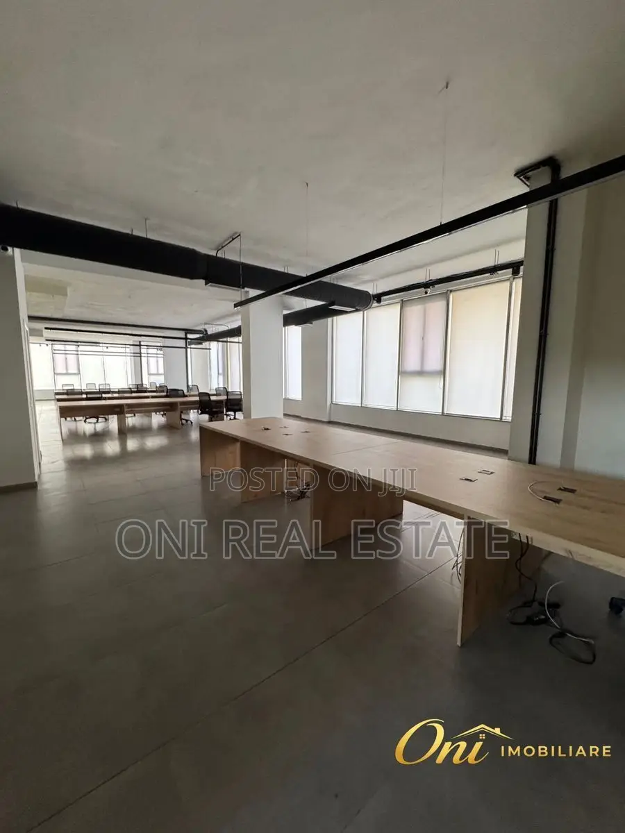Office to rent Astiri - Unaza e Re (Tirana - city)