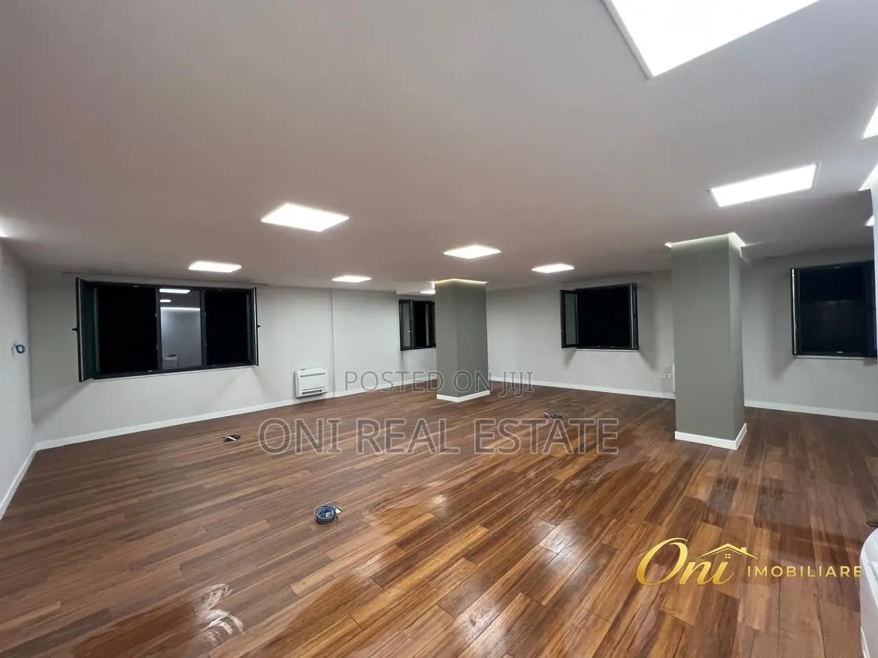 Office to rent Shallvaret - Exhibition - Gjergj Fishta Blvd. (Tirana -