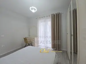 Apartment to rent Komuna e Parisit - Kristal Center (Tirana - city)