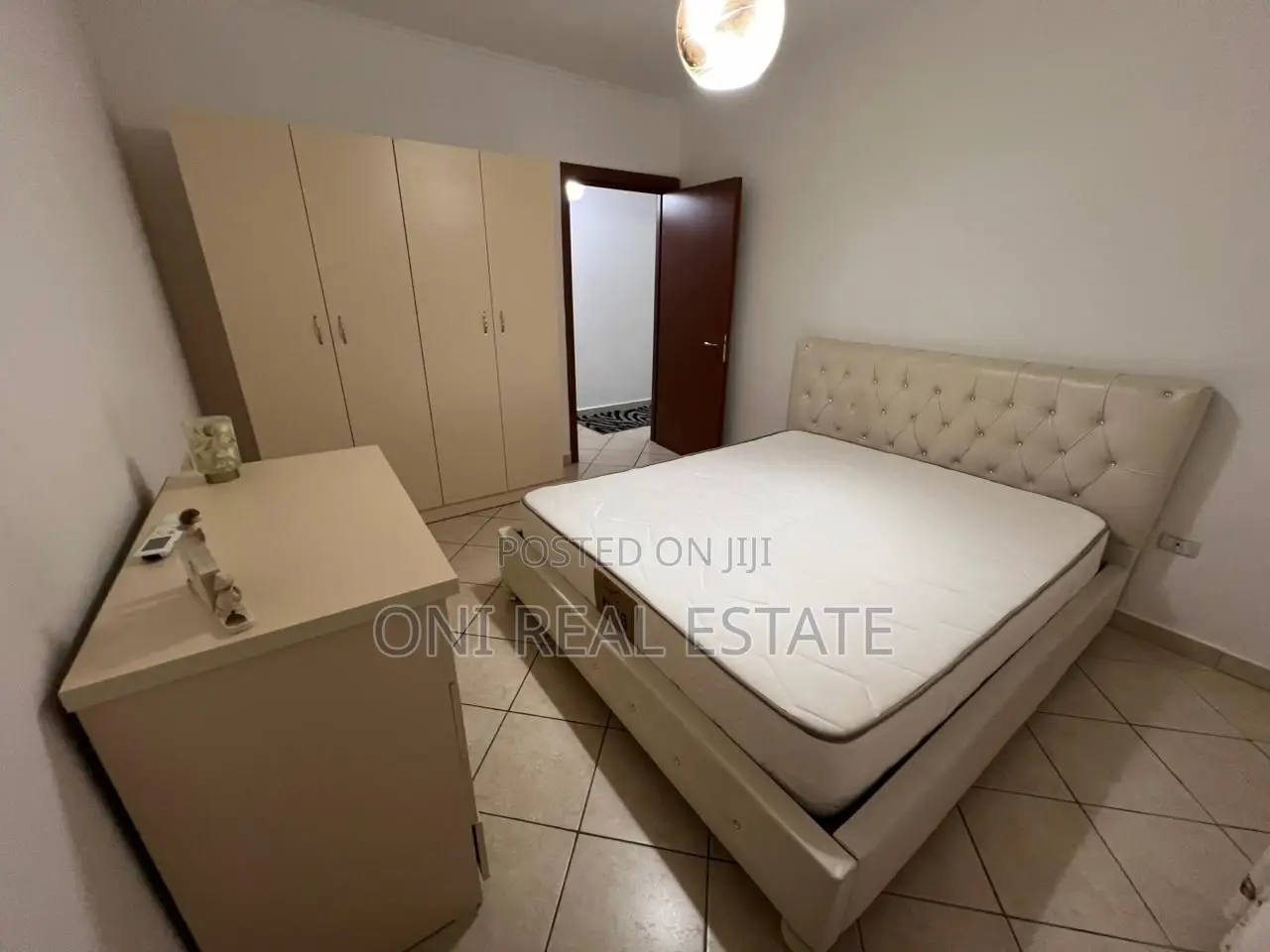 Apartment to rent Komuna e Parisit - Kristal Center (Tirana - city)