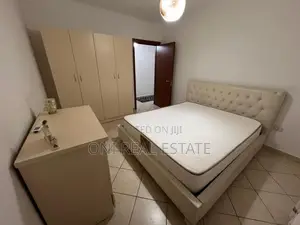 Apartment to rent Komuna e Parisit - Kristal Center (Tirana - city)