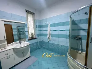 Apartment to rent Myslym Shyri Str. (Tirana - city)