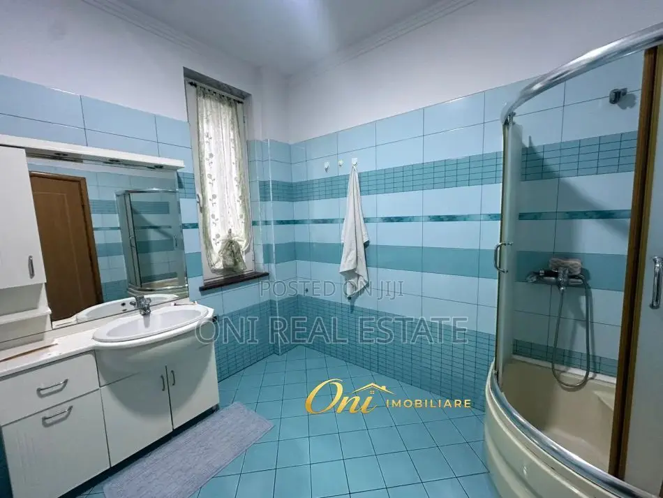 Apartment to rent Myslym Shyri Str. (Tirana - city)