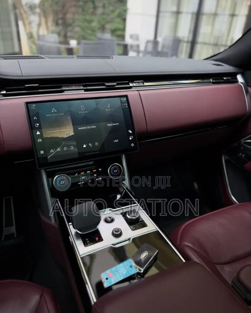 Range Rover Vogue P530