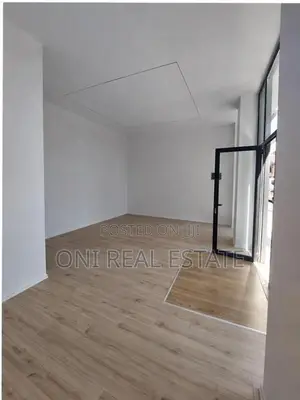 Store to rent Mine Peza - Fortuzi Str. (Tirana - city)