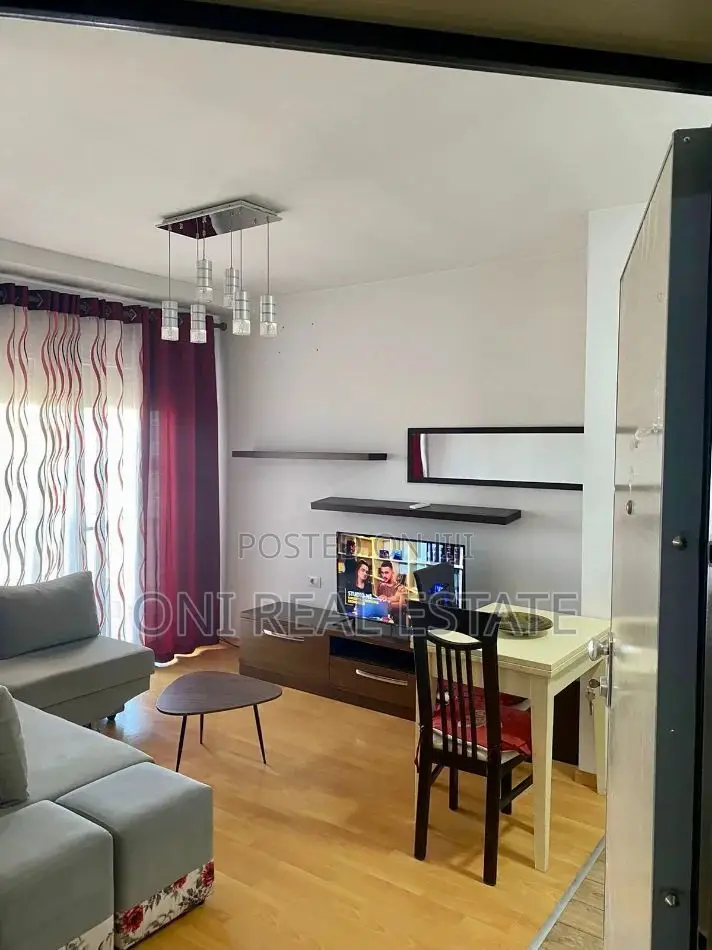 Apartment to rent Tirana - city