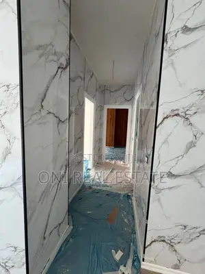 Office to rent Komuna e Parisit - Kristal Center (Tirana - city)