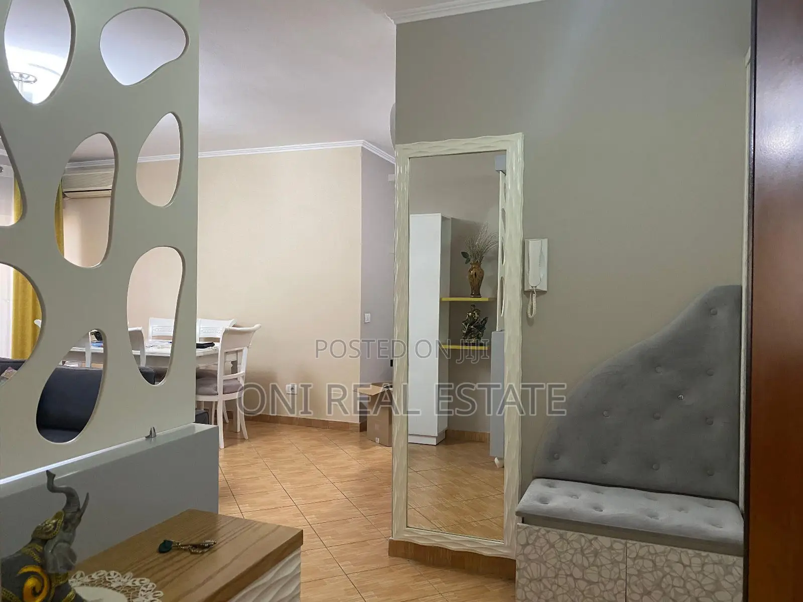 Apartment to rent Pallati me Shingjeta - Irfan Tomini Str. (Tirana - c