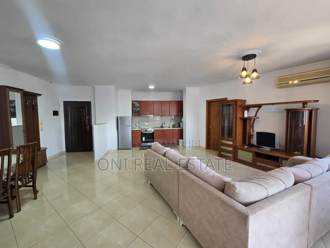 Apartment to rent Barrikadave Str. - King Zog I Blvd. - Maternity Hosp