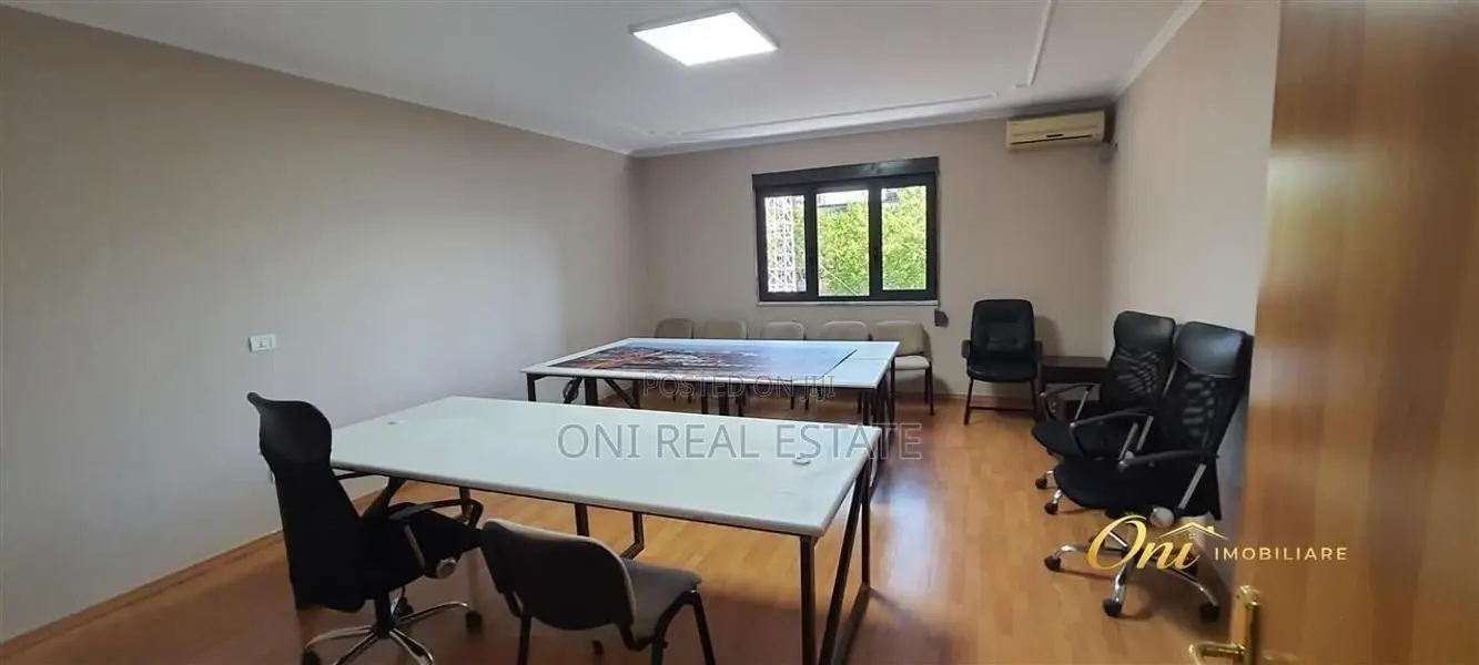Office to rent Center (Tirana - city)