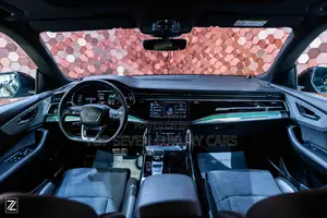 AUDI Q8 S LINE