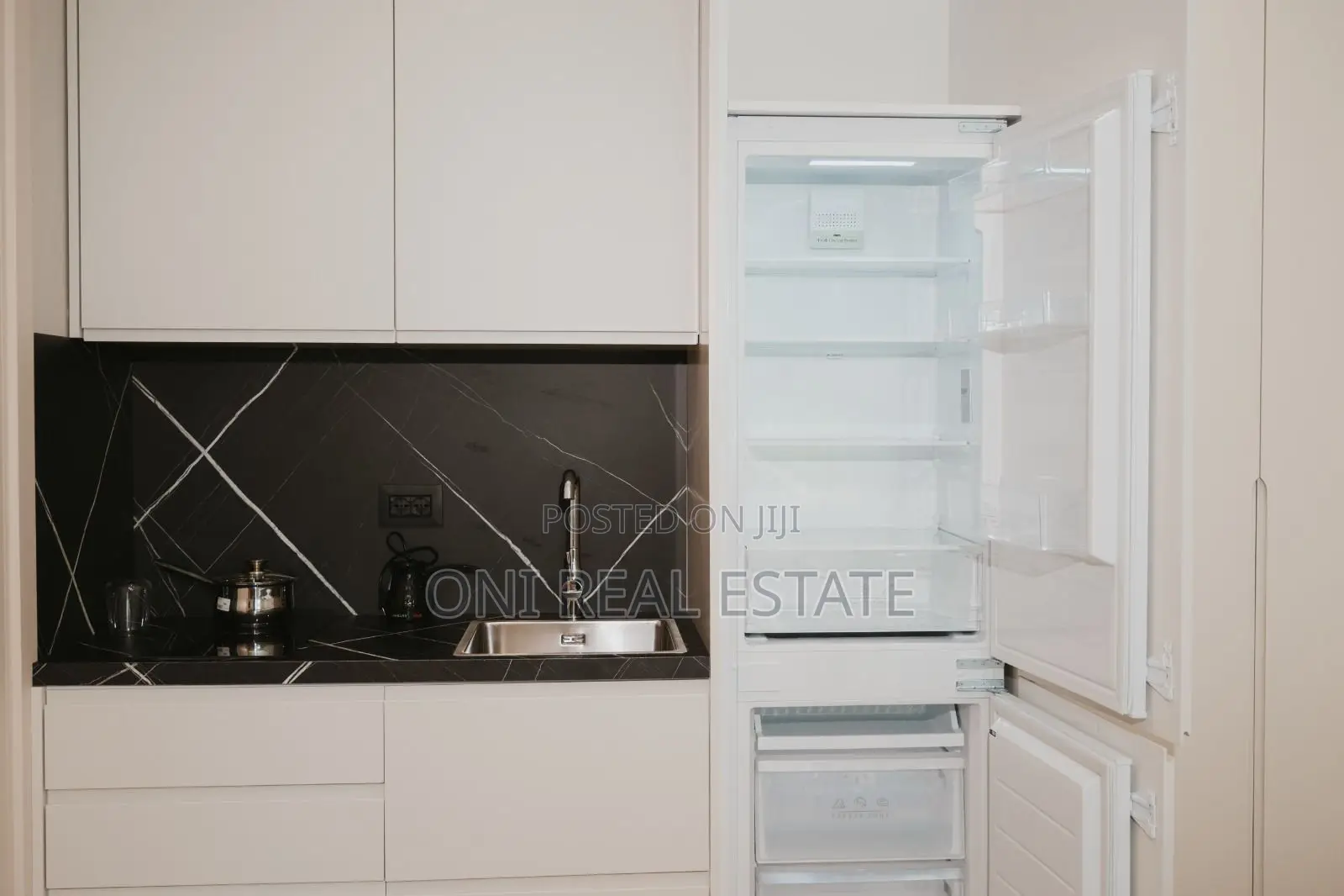 Apartment to rent Myslym Shyri Str. (Tirana - city)