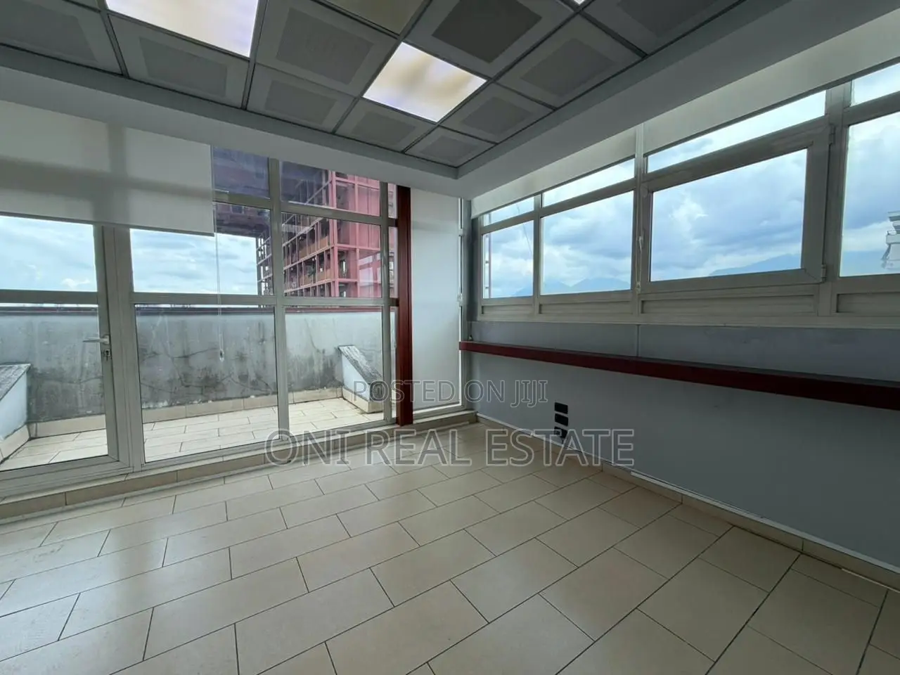 Office to rent Kavaja Str (Tirana - city)