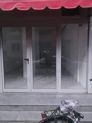 Store to rent Center (Tirana - city)