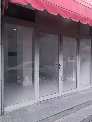 Store to rent Center (Tirana - city)
