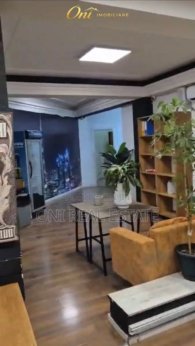 Office to rent Kavaja Str (Tirana - city)