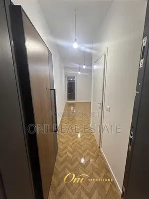 Office to rent Tirana - city