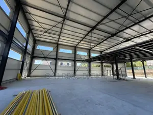 Warehouse to rent Yzberisht (Tirana - city)