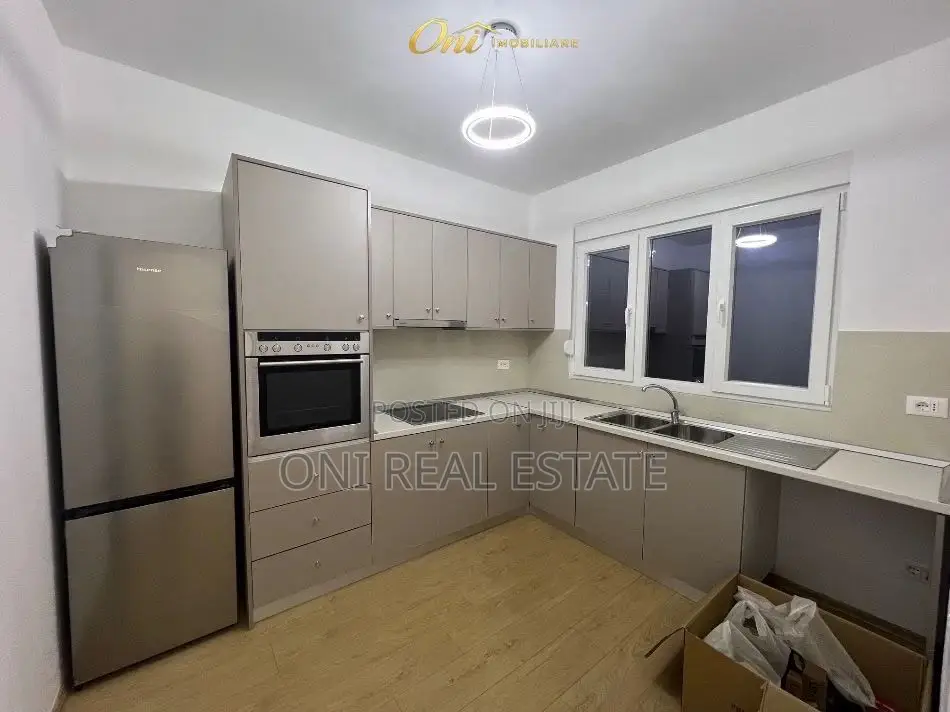 Villa to rent Misto Mame - American Hospital 3 (Tirana - city)