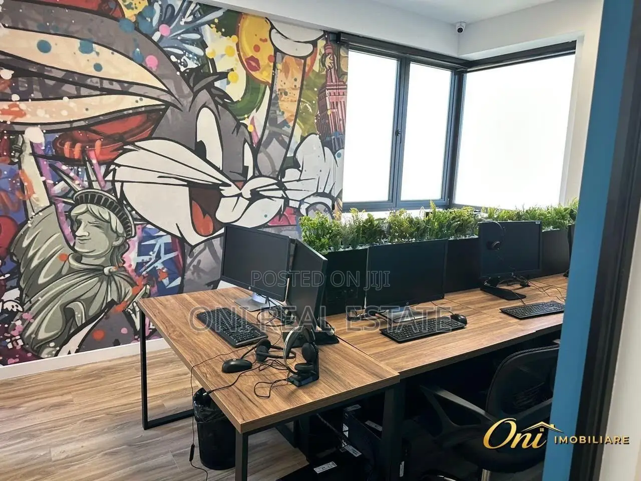 Office to rent Astiri - Unaza e Re (Tirana - city)