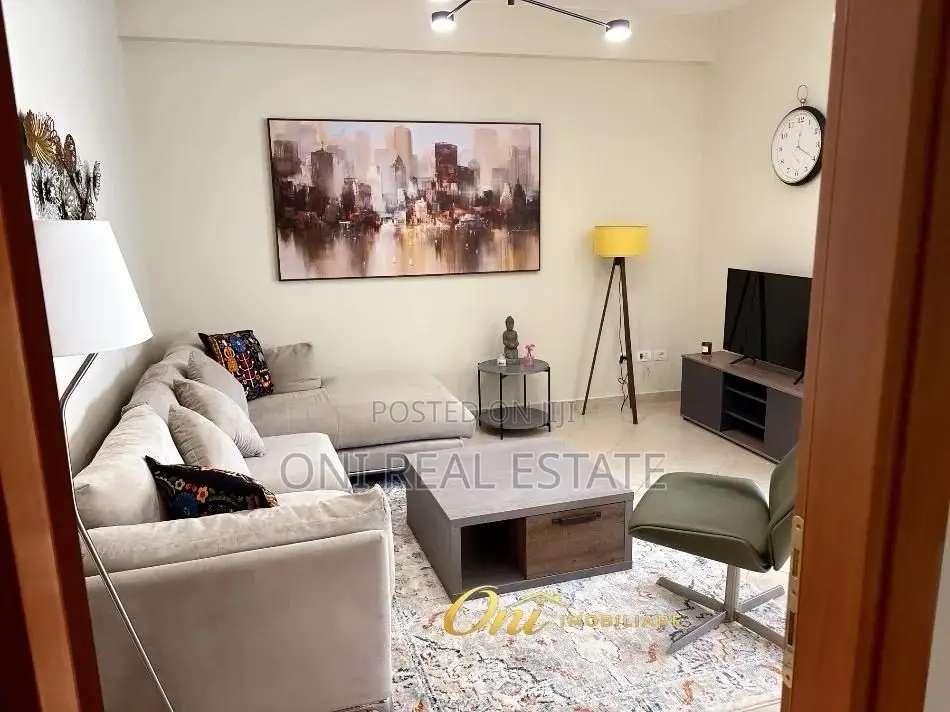 Apartment to rent Komuna e Parisit - Kristal Center (Tirana - city)