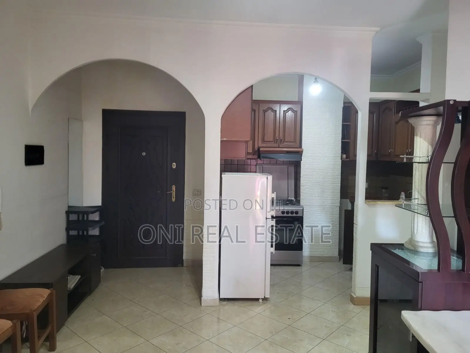 Apartment to rent Tirana - city