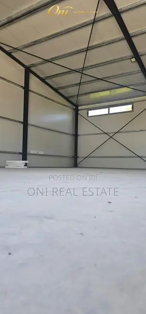 Warehouse to rent Tirana - city