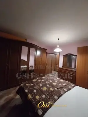 Apartment to rent Komuna e Parisit - Kristal Center (Tirana - city)