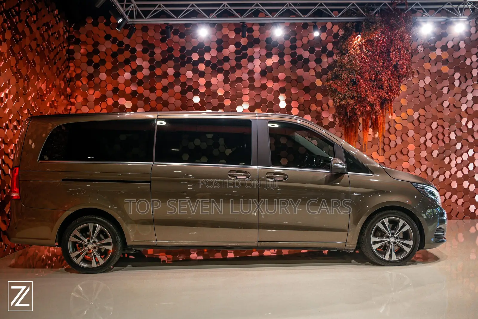 Mercedes Benz V 250