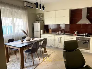 Apartment to rent Komuna e Parisit - Kristal Center (Tirana - city)