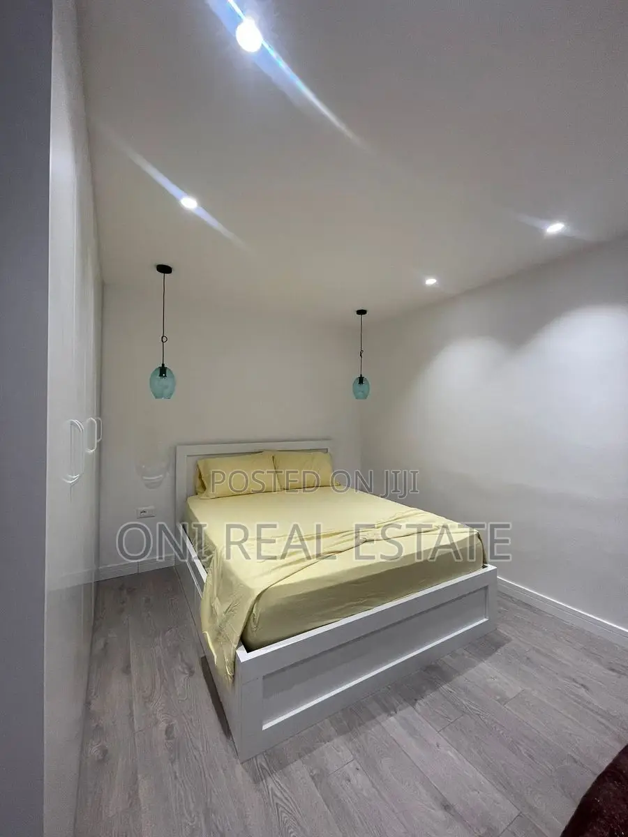 Apartment to rent Tirana - city