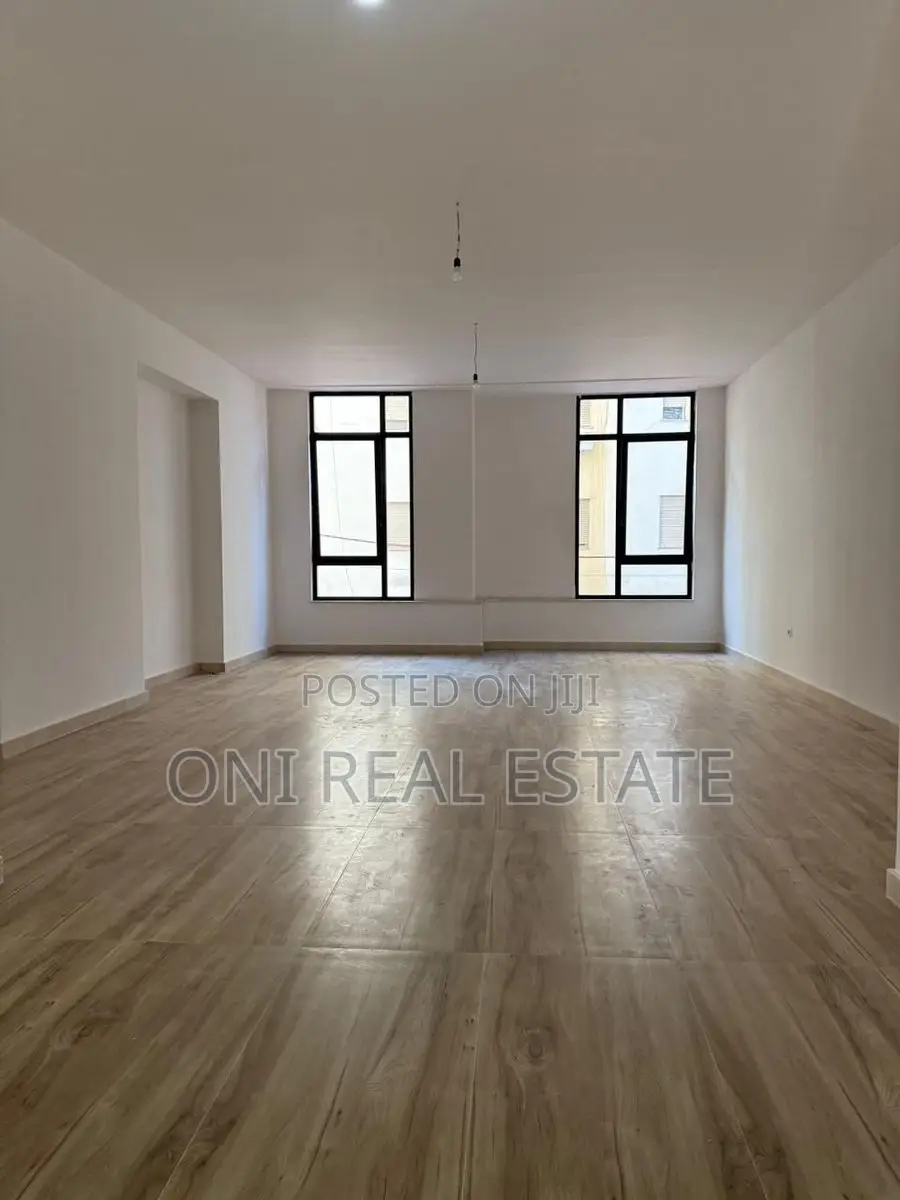Office to rent Center (Tirana - city)