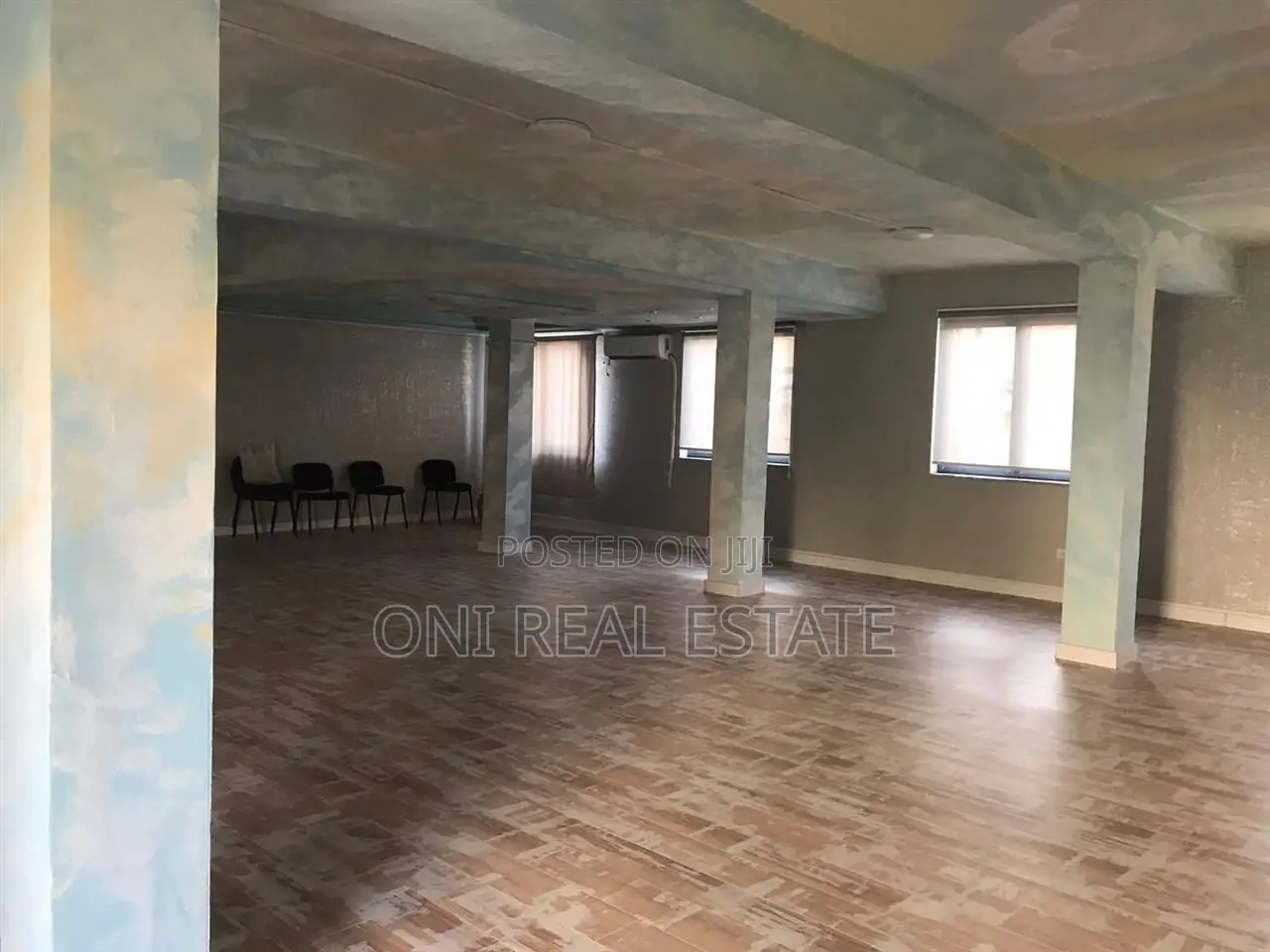 Office to rent Train Station - New Boulevard - Brrake (Tirana - city)
