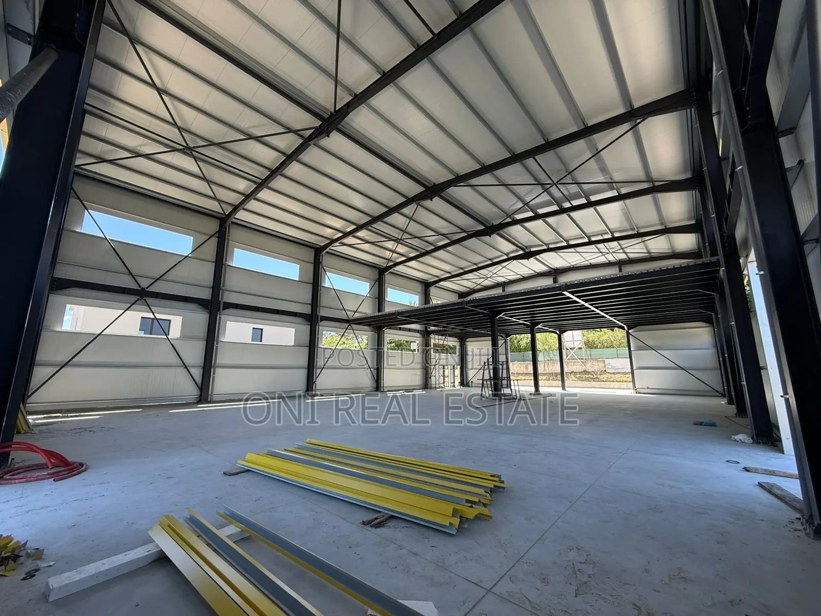 Warehouse to rent Yzberisht (Tirana - city)
