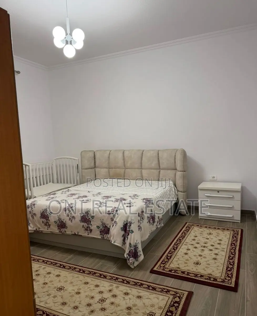 Apartment to rent Tirana - city
