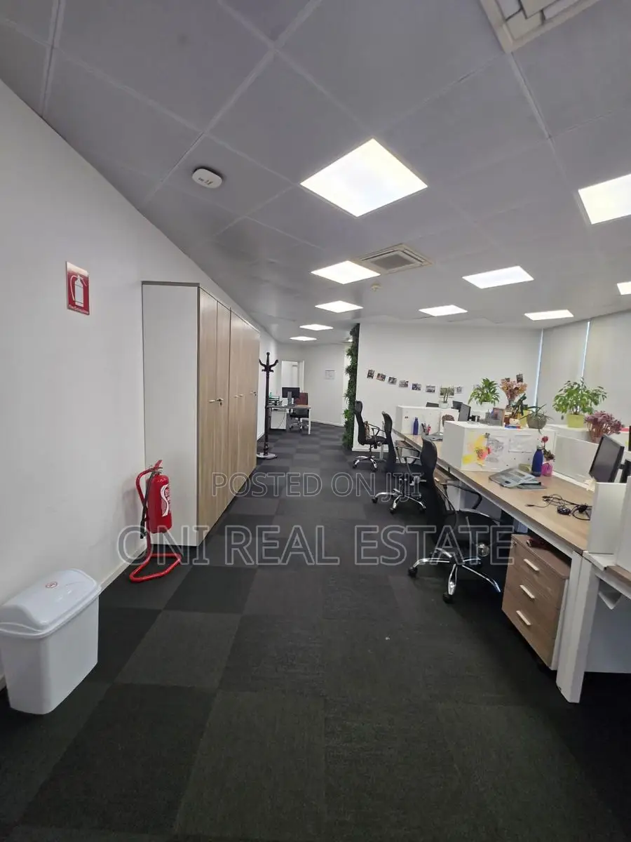 Office to rent Zogu i Zi (Tirana - city)