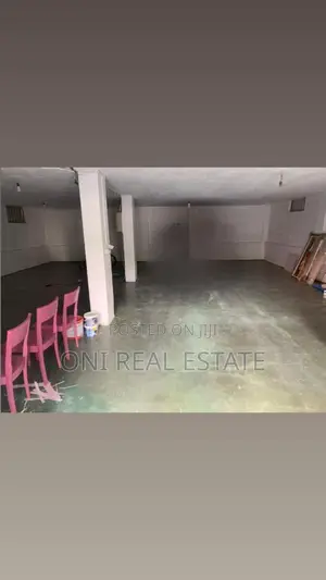 Warehouse to rent Tirana - city
