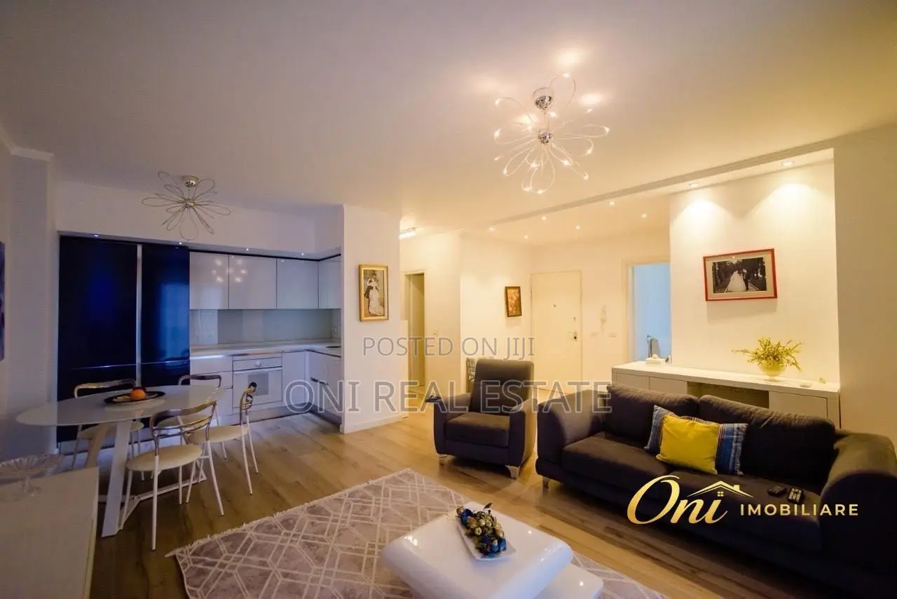 Apartment to rent New Bazaar - Red School (Tirana - city)