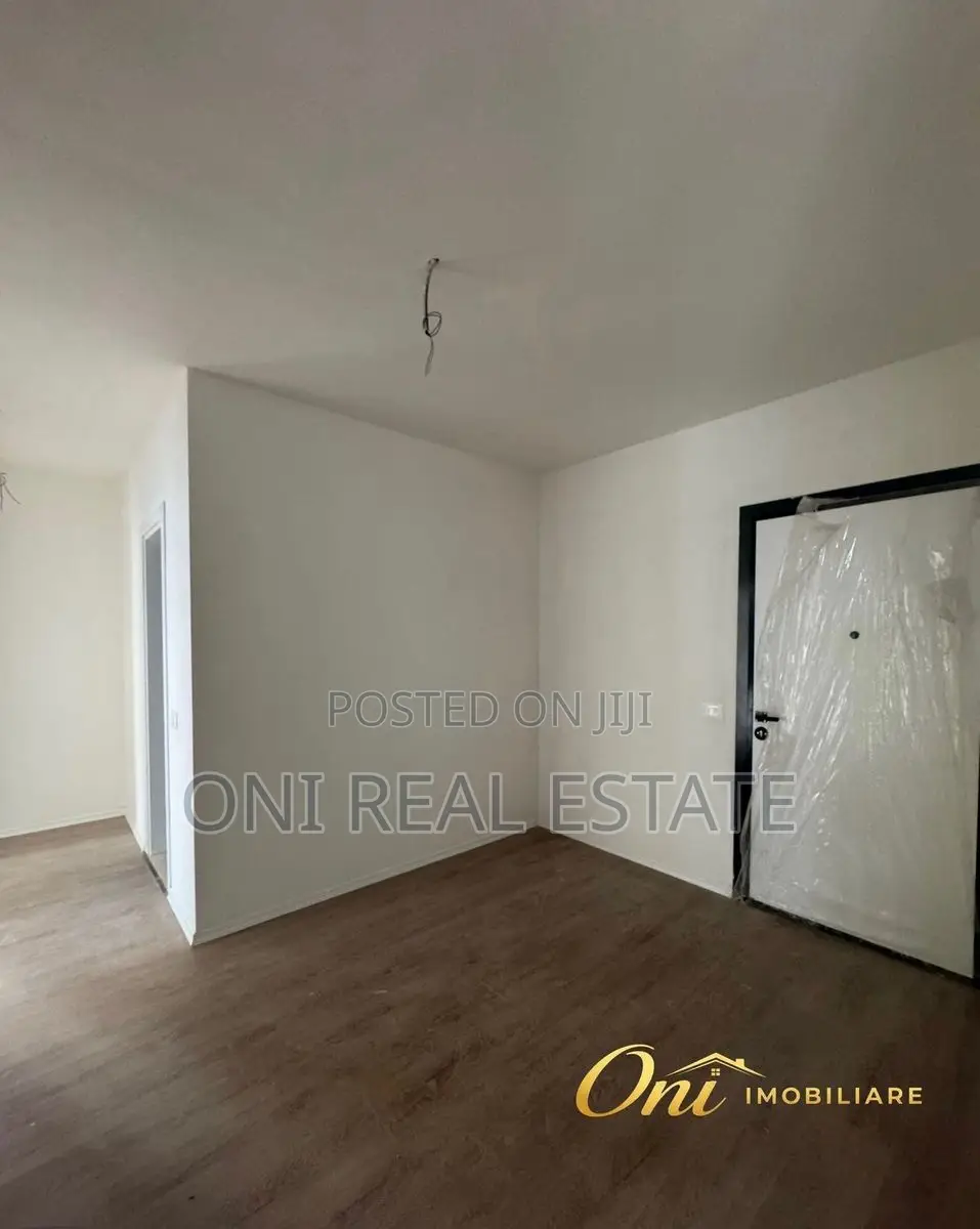 Office to rent Astiri - Unaza e Re (Tirana - city)