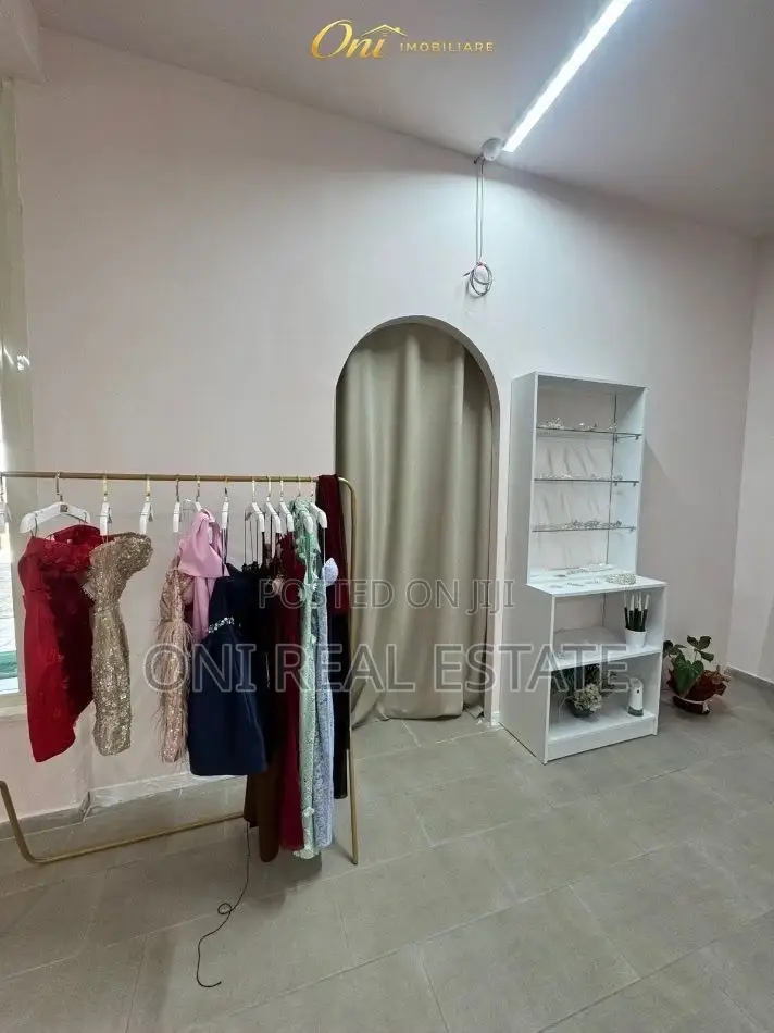 Store to rent Fresku - Linze (Tirana - city)