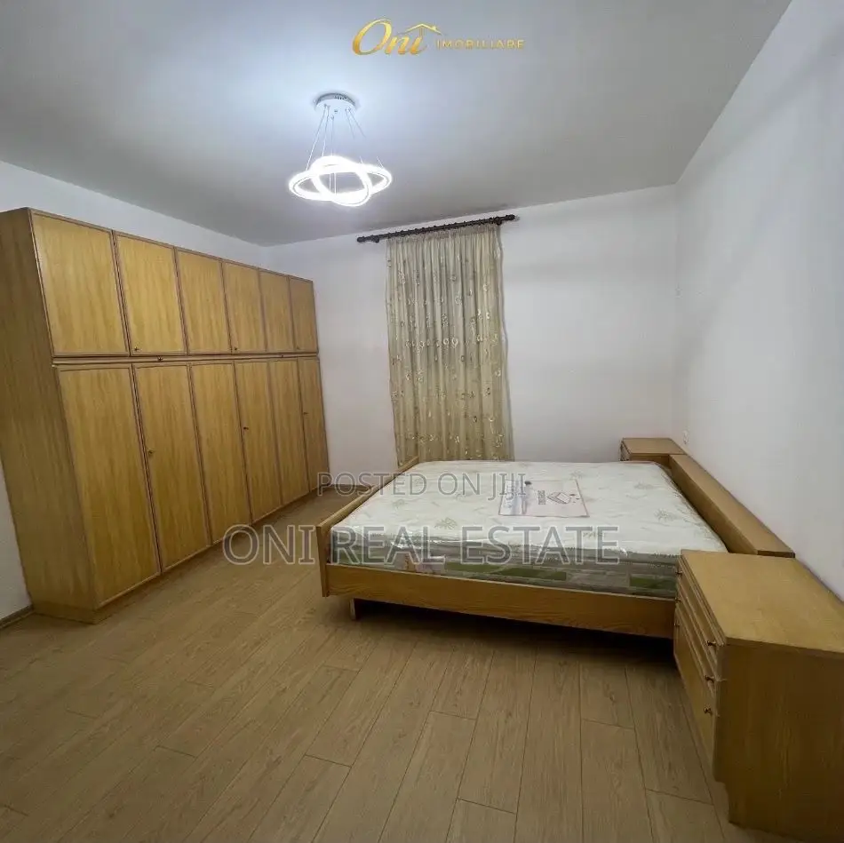 Villa to rent Misto Mame - American Hospital 3 (Tirana - city)