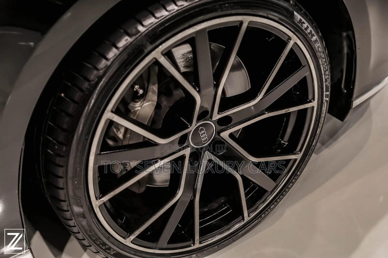 AUDI A8L