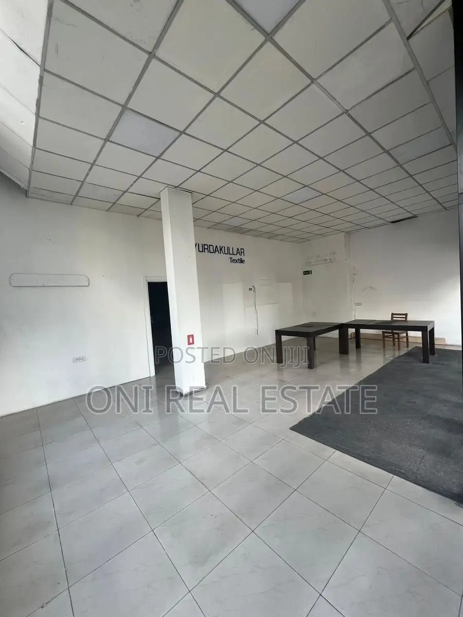 Office to rent Misto Mame - American Hospital 3 (Tirana - city)