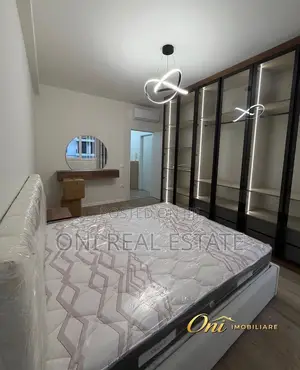 Apartment to rent Komuna e Parisit - Kristal Center (Tirana - city)