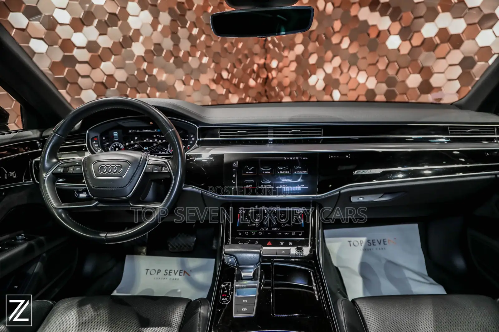 AUDI A8L