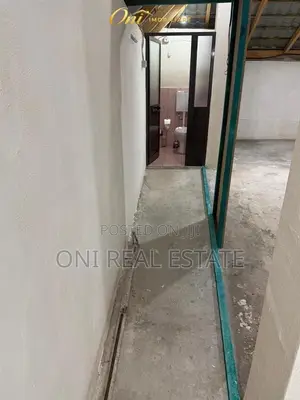 Warehouse to rent Paskuqan - Babrru (Kamza City)