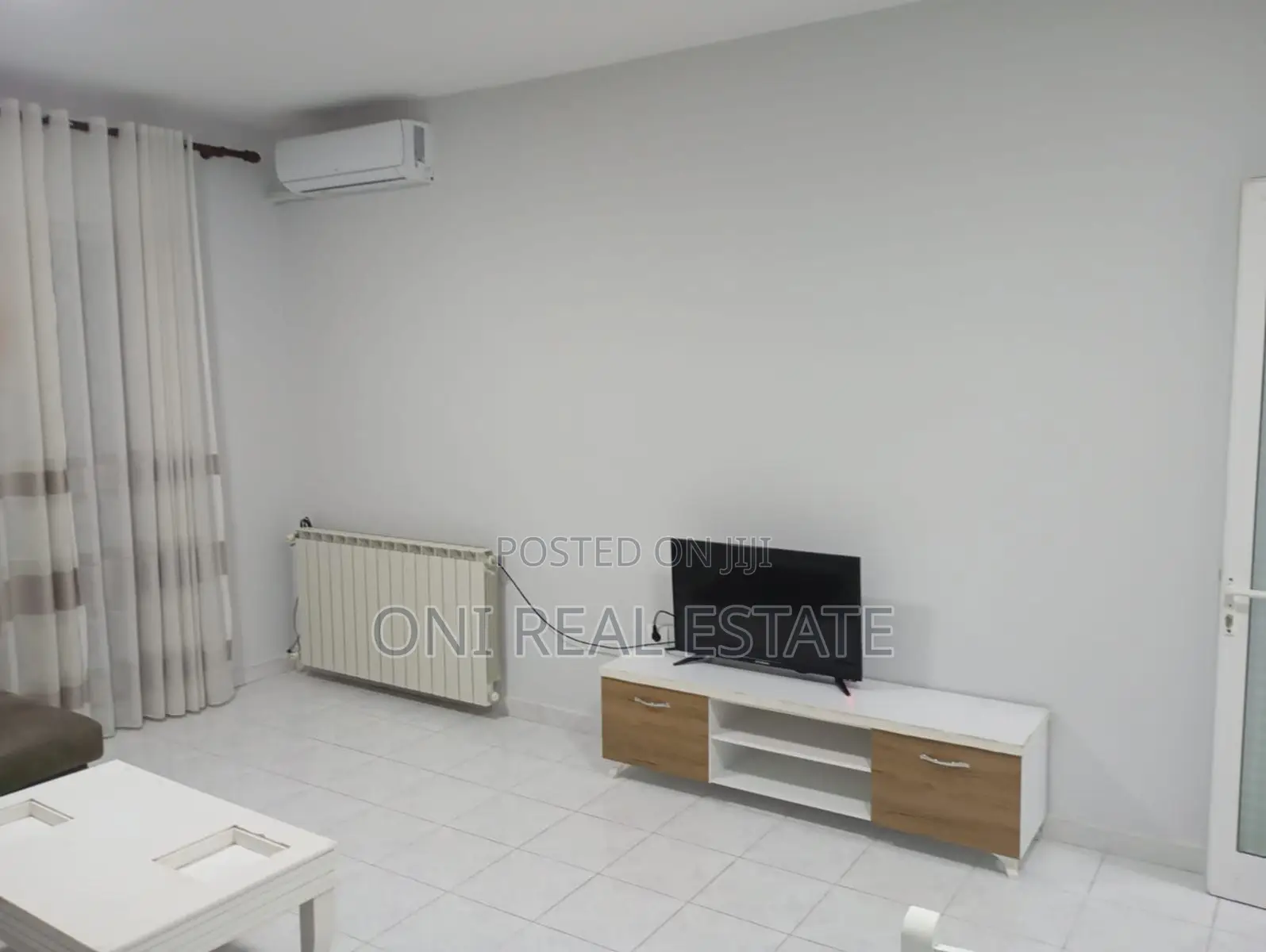 Apartment to rent Komuna e Parisit - Kristal Center (Tirana - city)